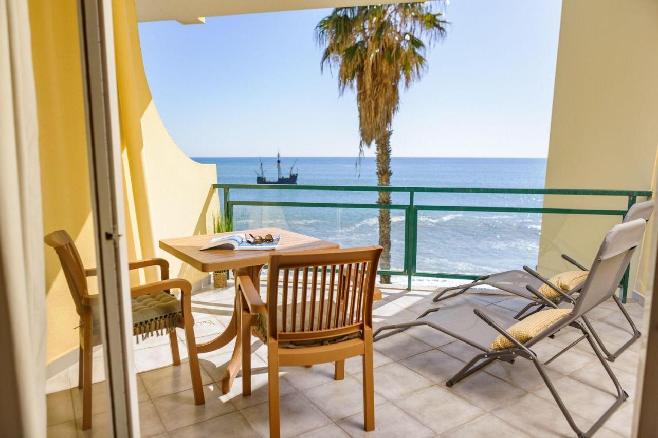 פונשל Cosy Apartment With Sea View And Pool מראה חיצוני תמונה