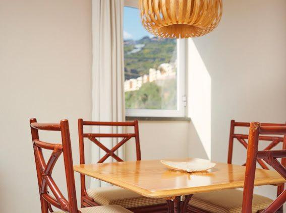 פונשל Cosy Apartment With Sea View And Pool מראה חיצוני תמונה